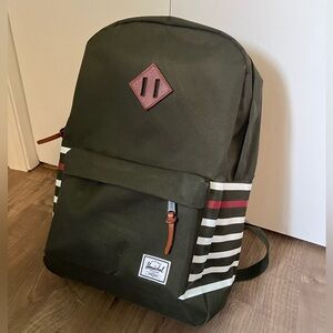 Herschel Classic Backpack 20L